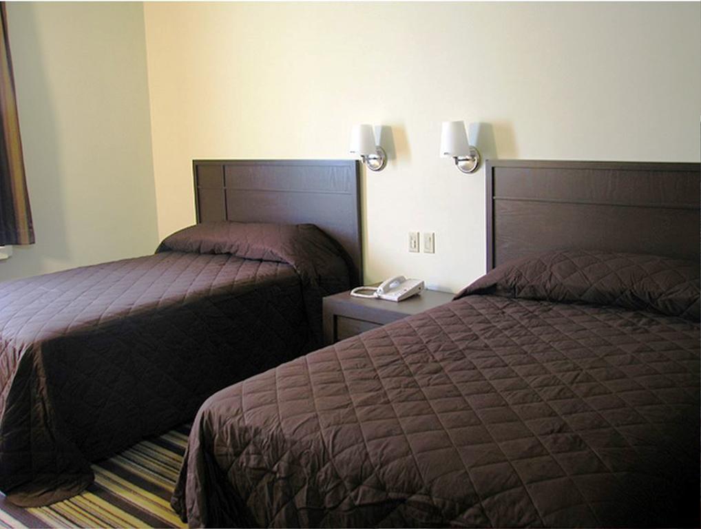 Hotel Alameda Express Matamoros Szoba fotó
